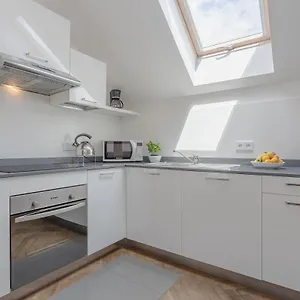 Modern Close To River Appartamento Praga